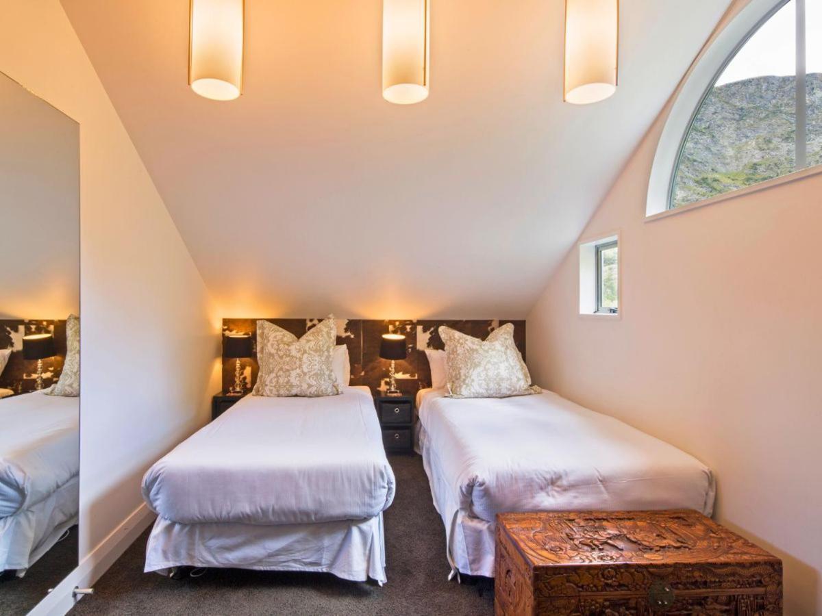 Riverview Retreat Holiday Home By Majordomo Queenstown Buitenkant foto