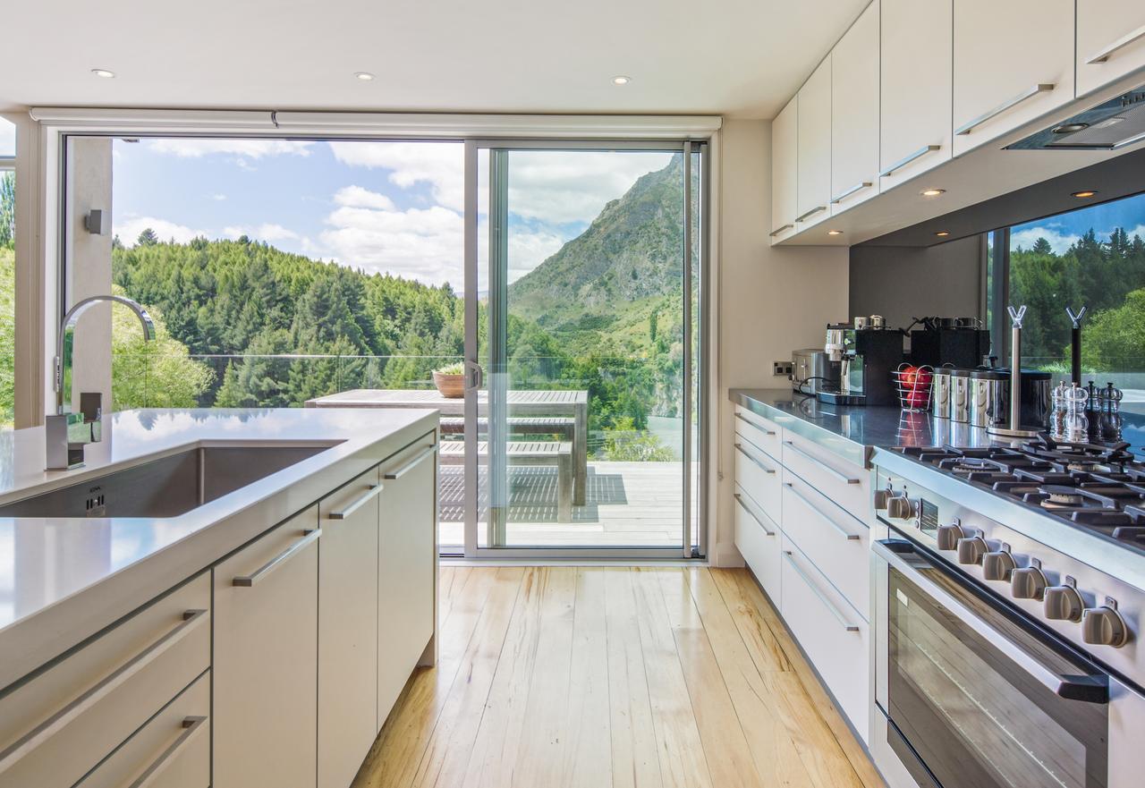 Riverview Retreat Holiday Home By Majordomo Queenstown Kamer foto